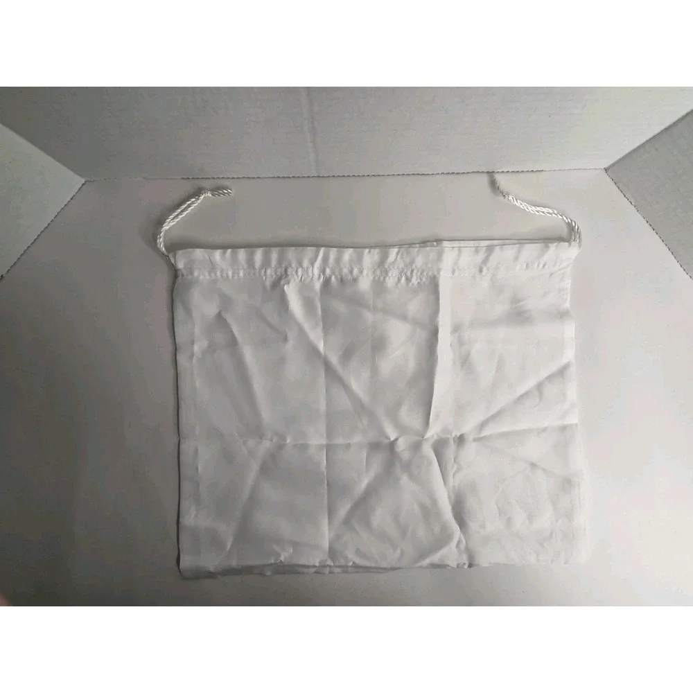 COACH white Satin Dust Bag 9x12
